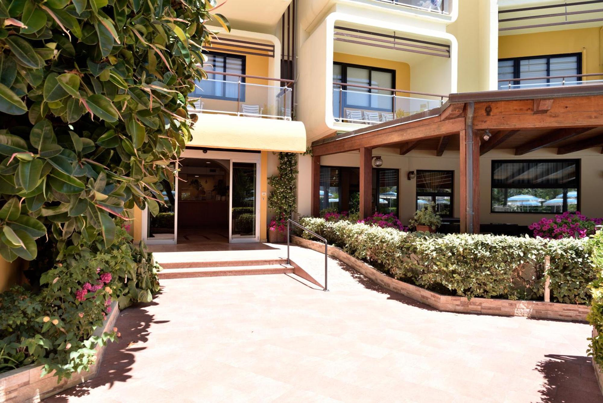 Hotel Florida 3*